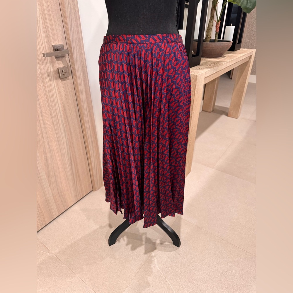 Tahari ASL Skirt, Size 6